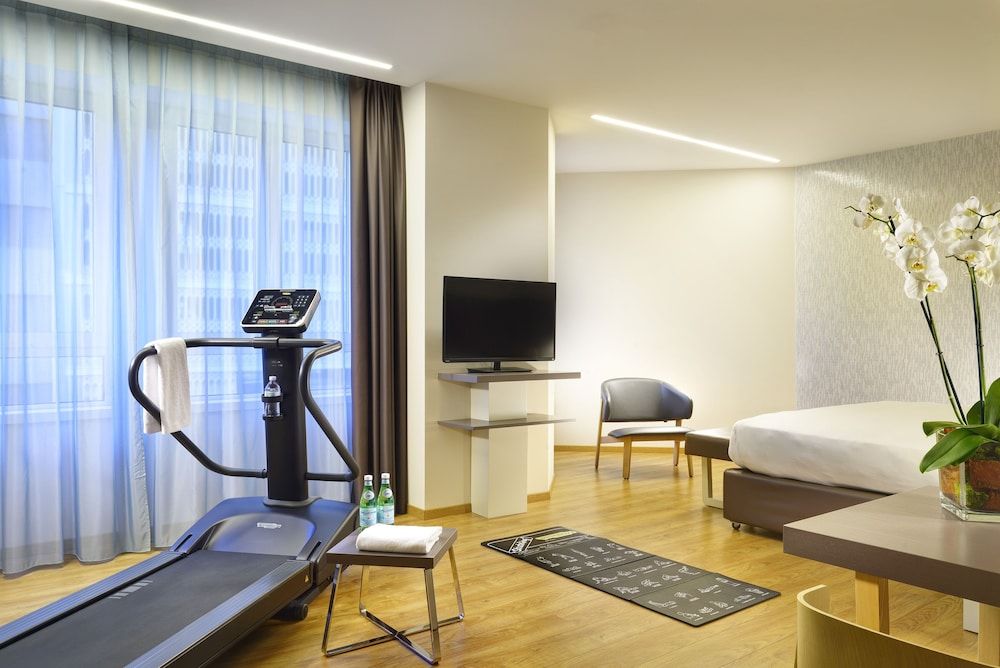 UNAHOTELS Century Milano 5