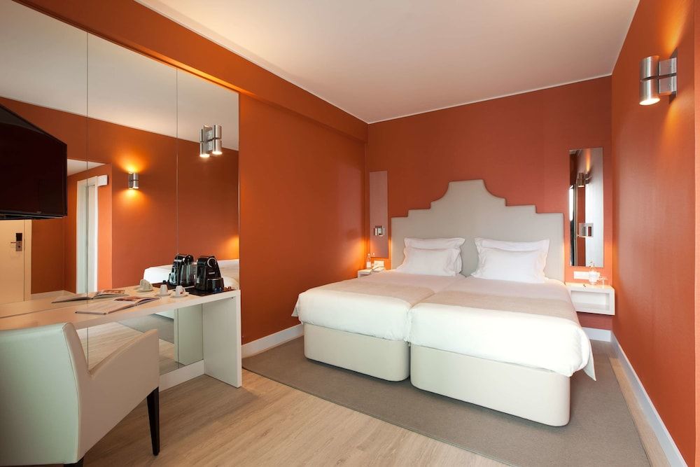 Lutecia Smart Design Hotel featured 2