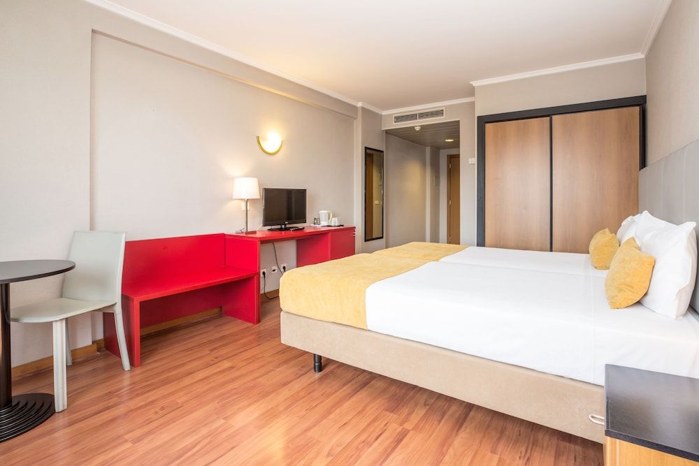 Hotel 3K Madrid Basic Twin Room 2