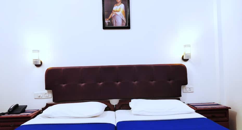 undefined Hotel JJ Inn 6