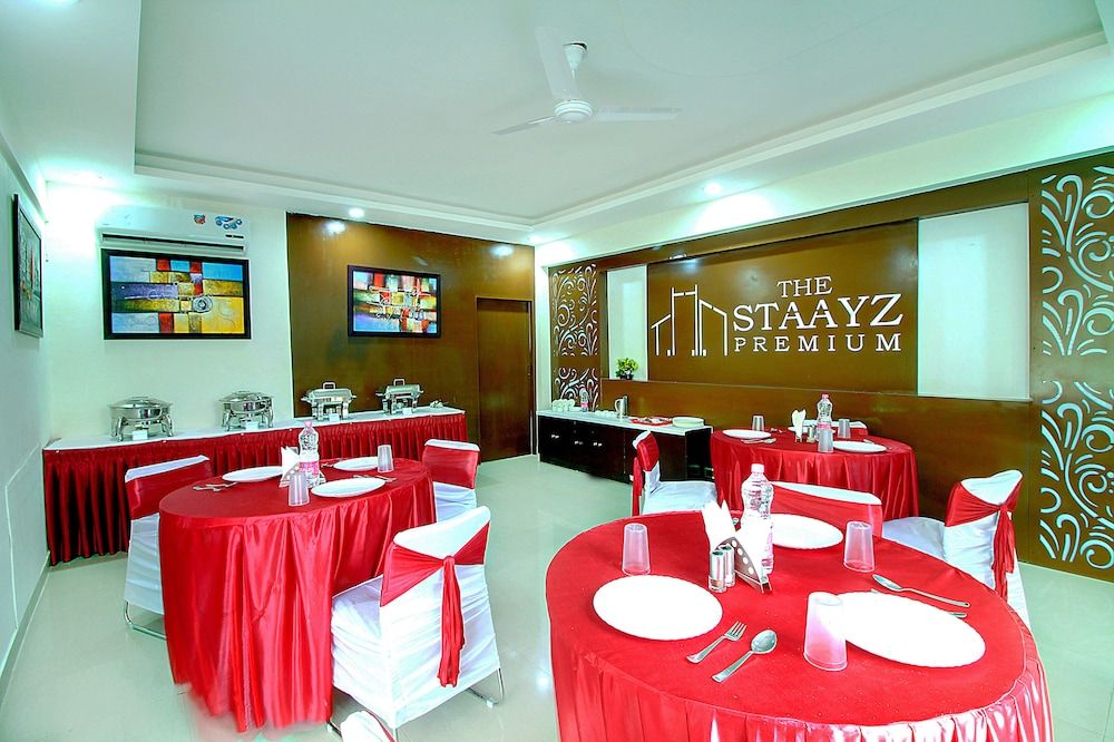 Staayz Premium Hotel & Studio Apartments 3