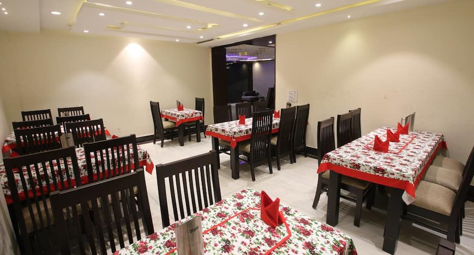 undefined AS Clarks Inn 4