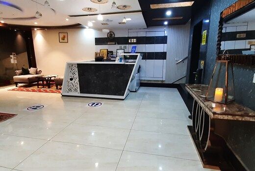 undefined AS Clarks Inn 2