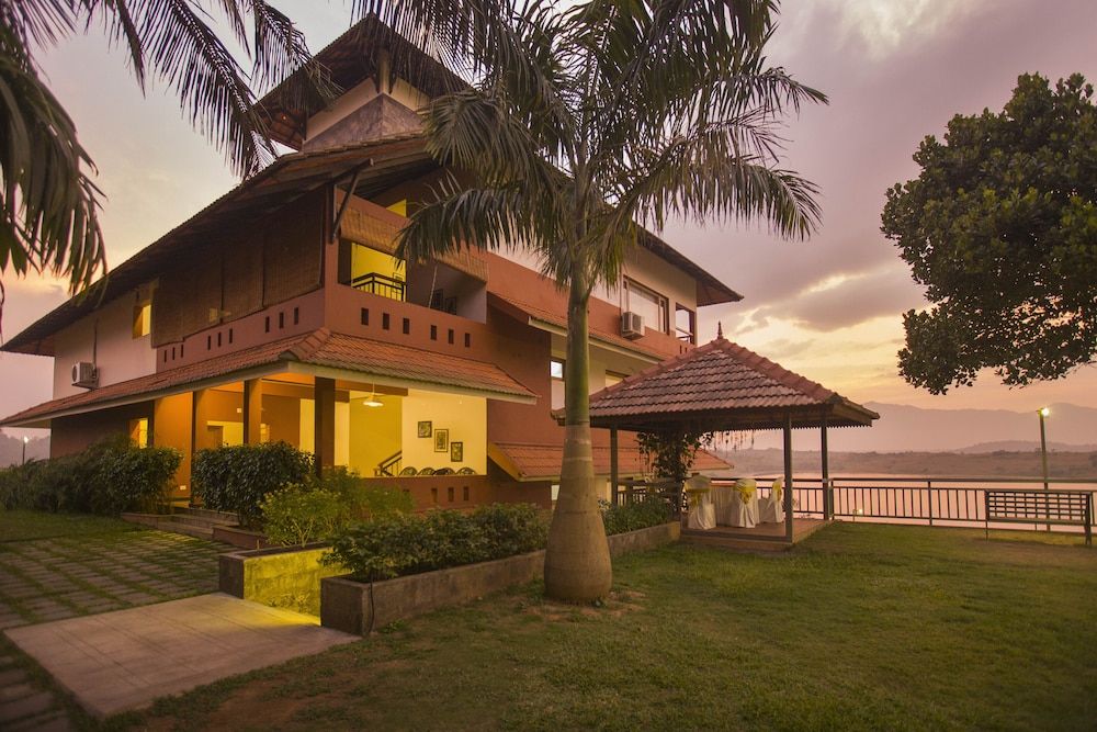 Vistara by the Lake Resort