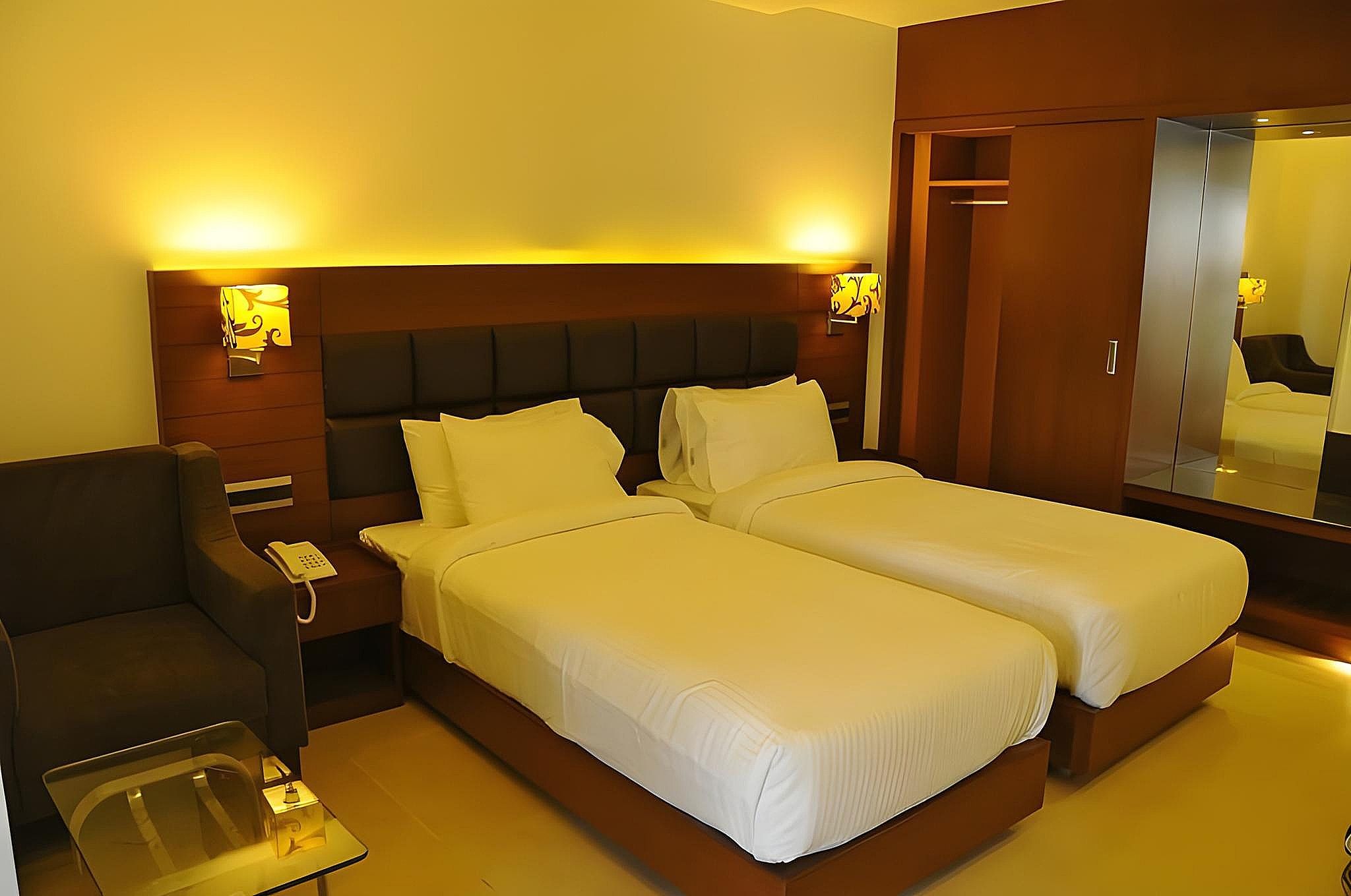 Hotel Nk Grand Park Airport Hotel Executive Room 13