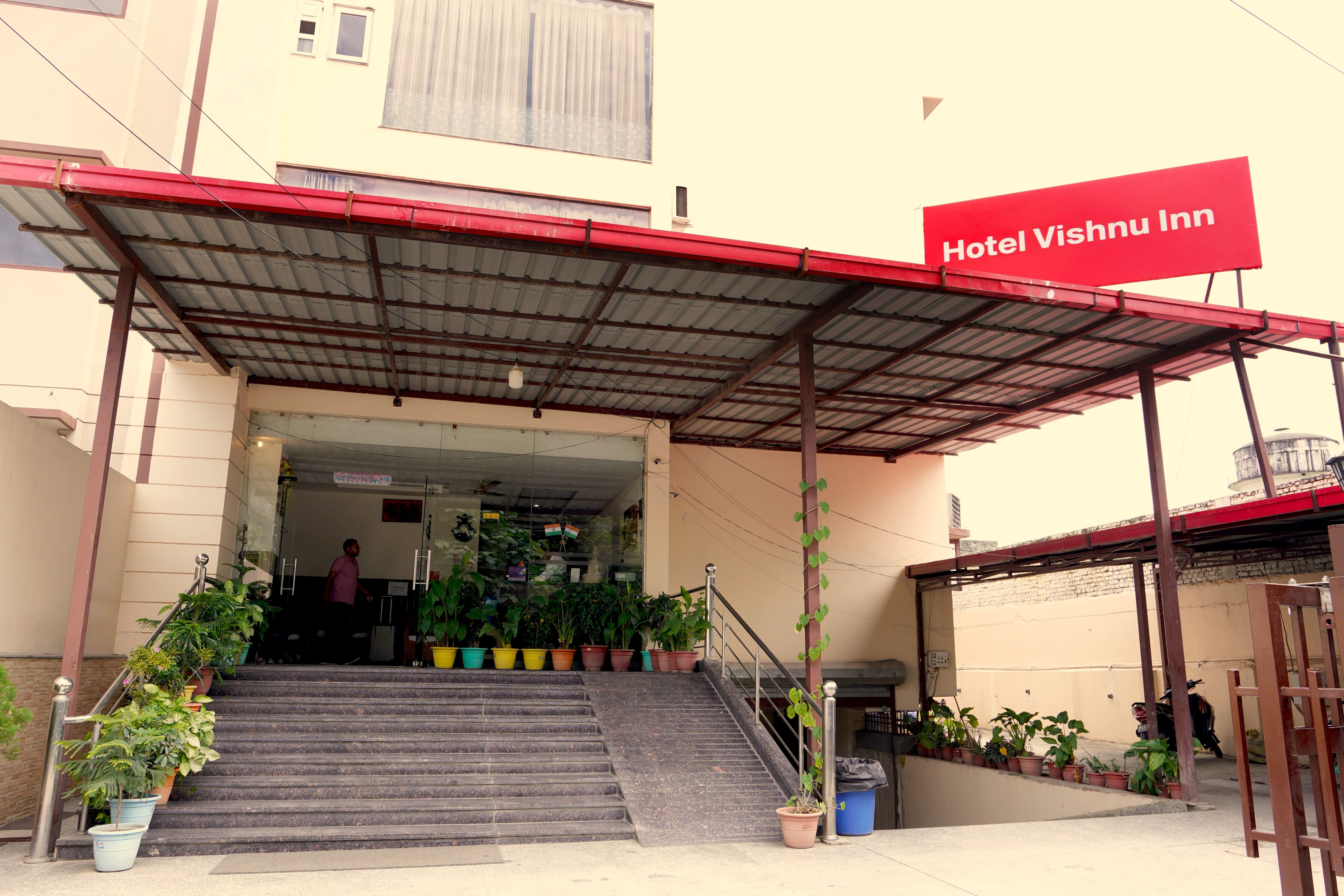 Hotel Vishnu Inn