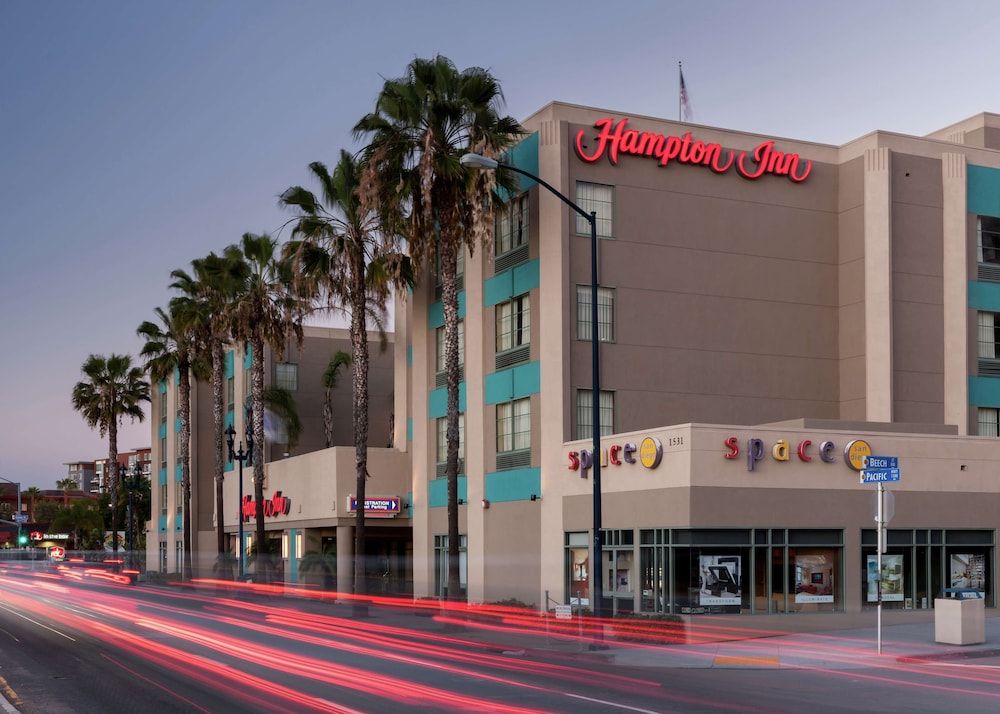 Hampton Inn San Diego-Downtown 2