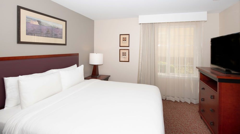 Larkspur Landing South San Francisco - An All-Suite Hotel featured