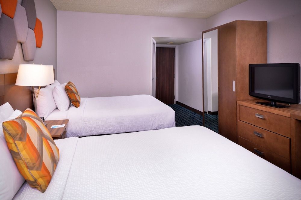 Fairfield Inn Las Vegas Convention Center Room, 2 Queen Beds 2