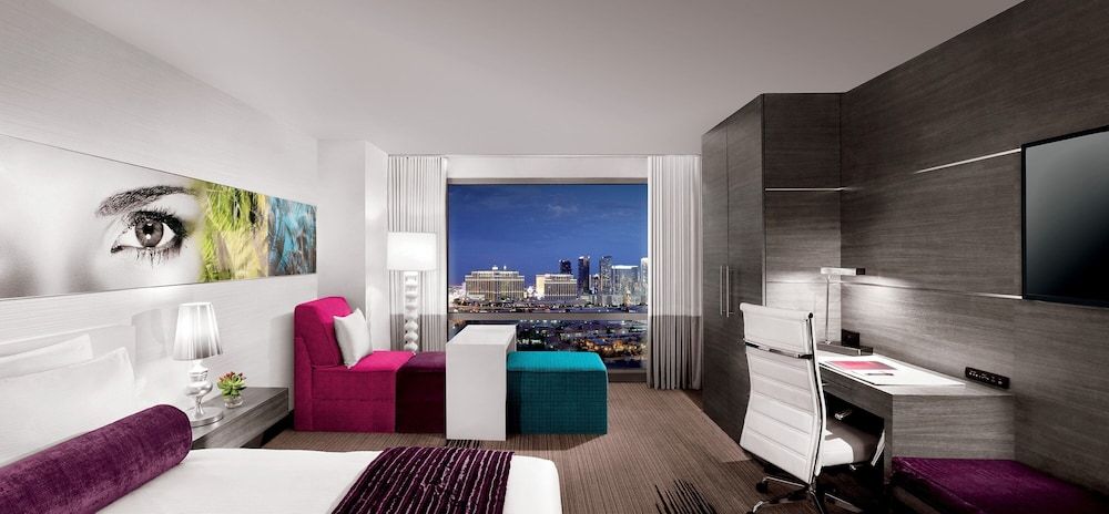 Palms Casino Resort Ivory Two Queens 7