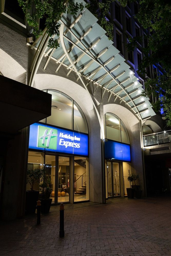 Holiday Inn Express Cape Town City-Centre