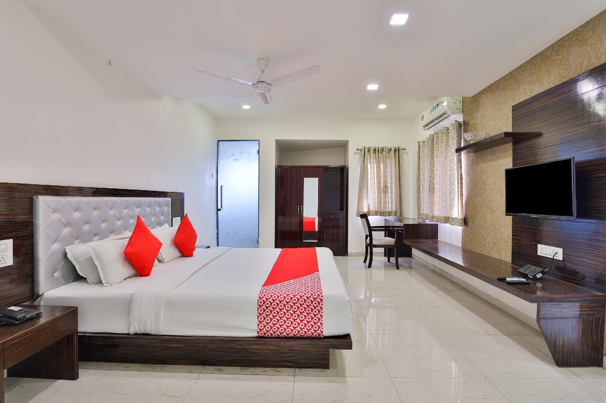 Capital O 22649 Hotel Westview Suite Double - Trent - Intech 3