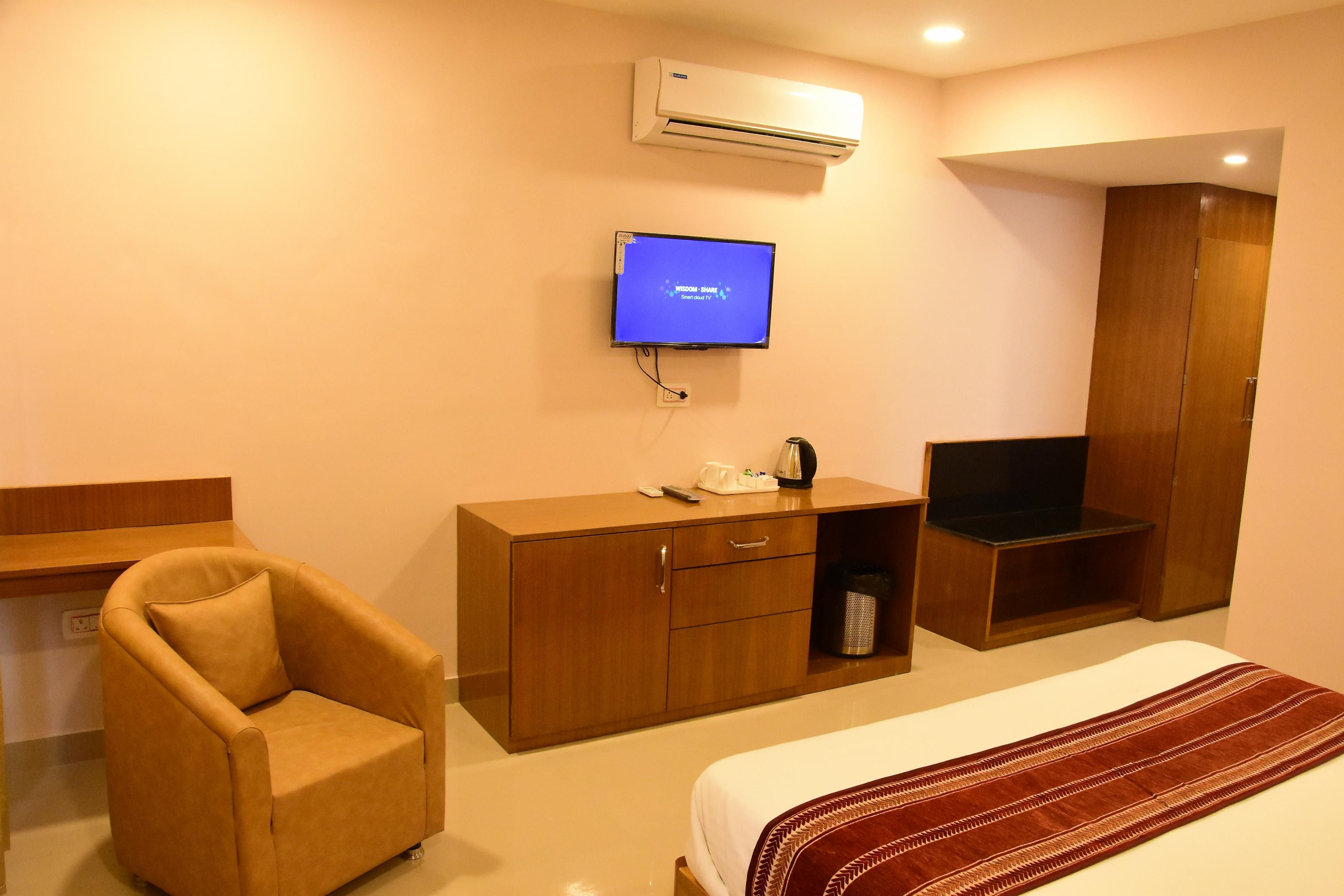 Rama Trident Executive Rooms with Banganga Helipad Drop 10