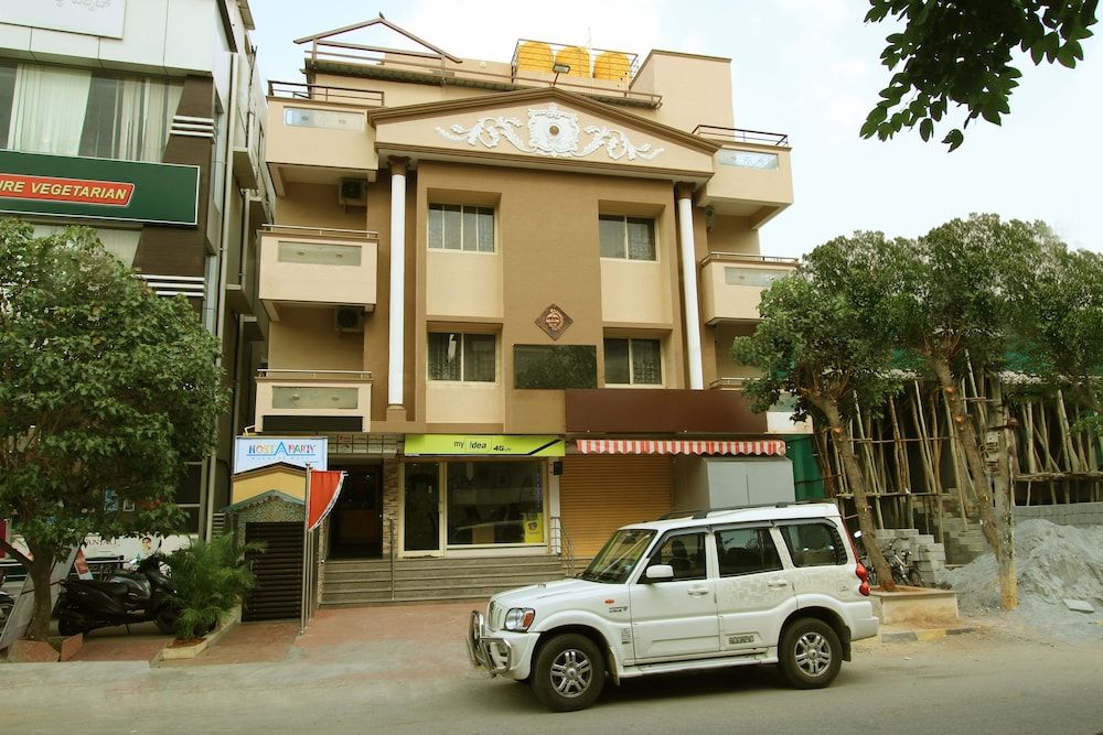 undefined Bluemoon Log-Inn 10