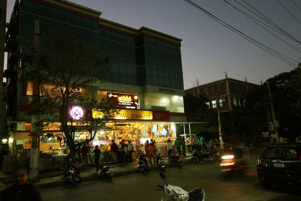 undefined Bluemoon Log-Inn 6