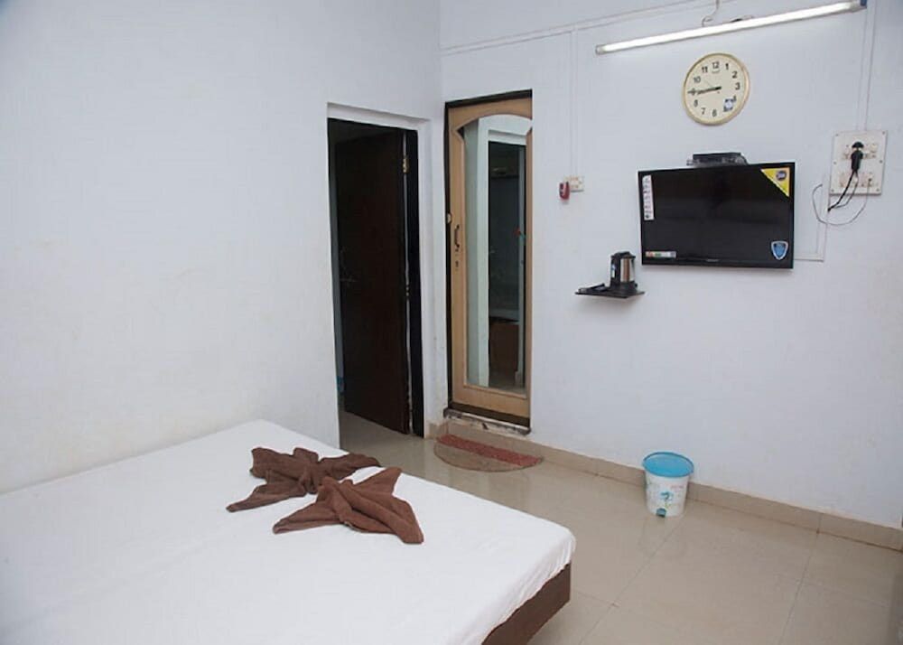 Sanidhya Resort Standard Room 9