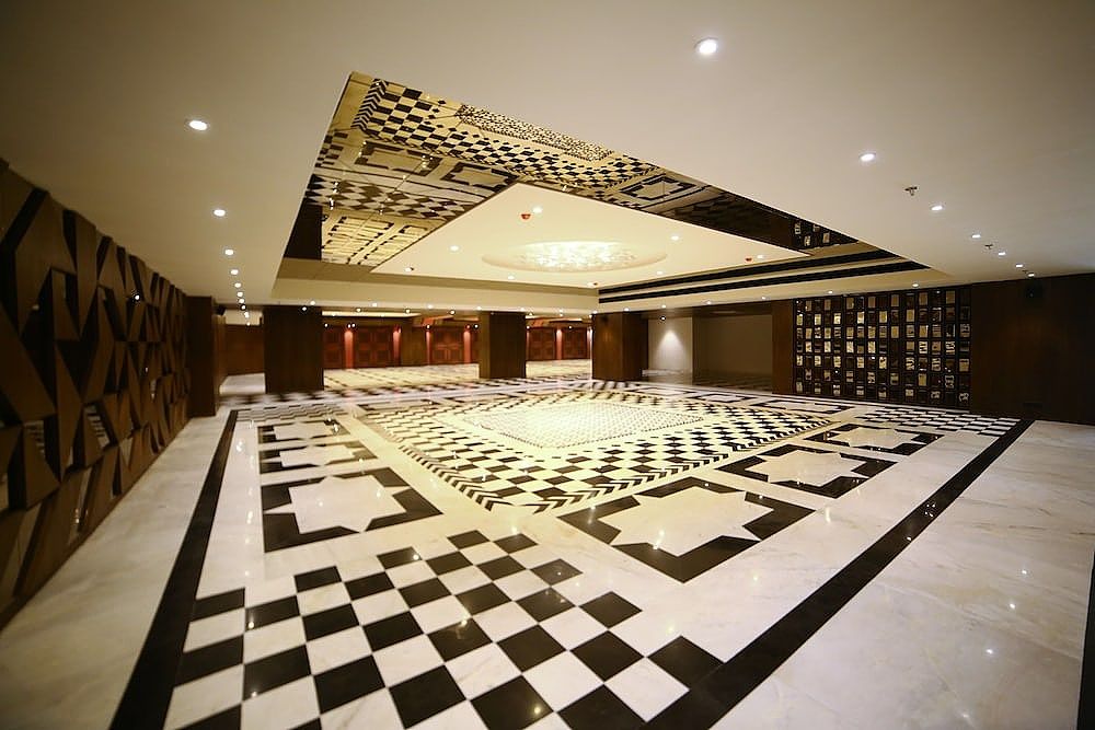 Five Petals Hotel & Banquets 2