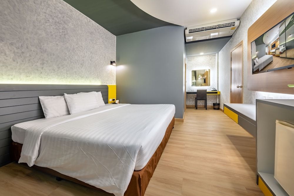 Qiu Hotel Sukhumvit Deluxe Double Room 7