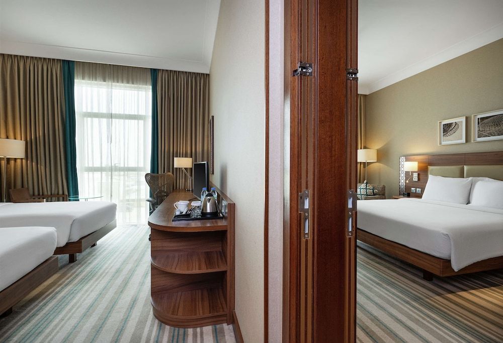 Hilton Garden Inn Dubai Al Muraqabat 5