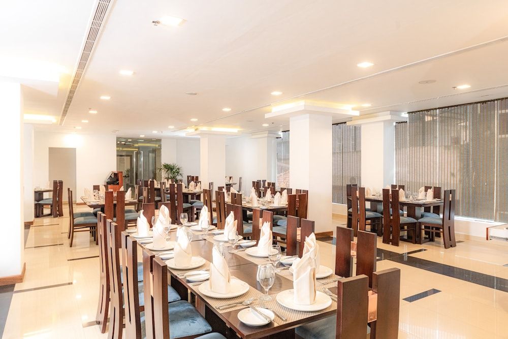 Pearl Grand By Rathna restaurant