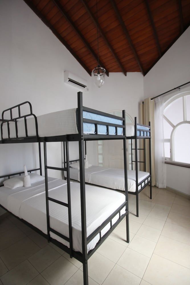 Vista Olu Colombo Beds 3