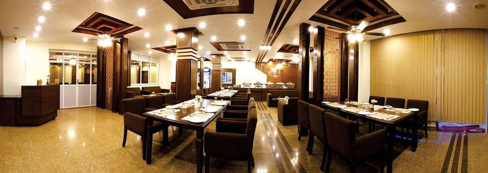 Mahadev Hotel restaurant 2