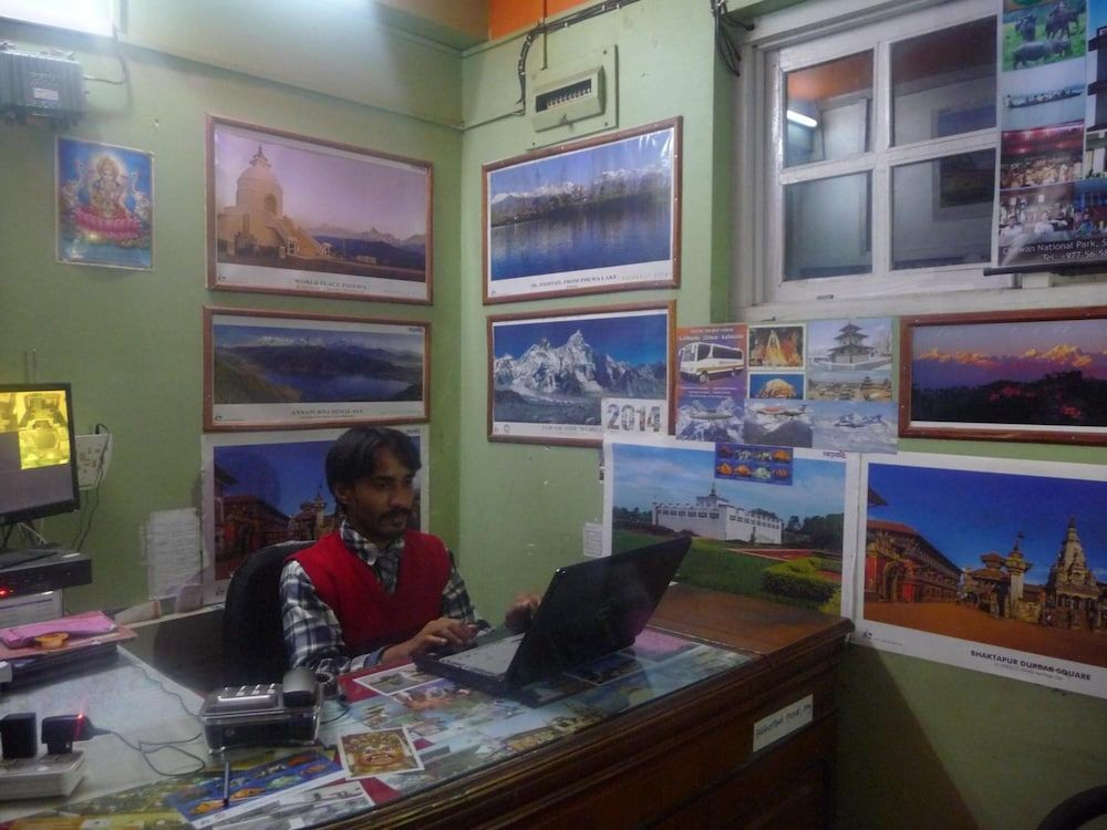 Pashupati Darshan lobby