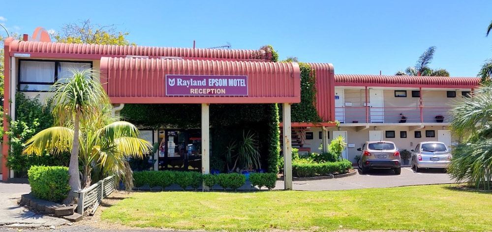 Rayland Epsom Motel 3