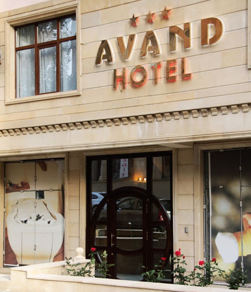 Avand Hotel