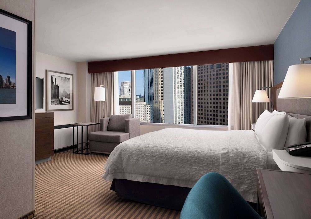 Hampton Inn Chicago Downtown/Magnificent Mile 2