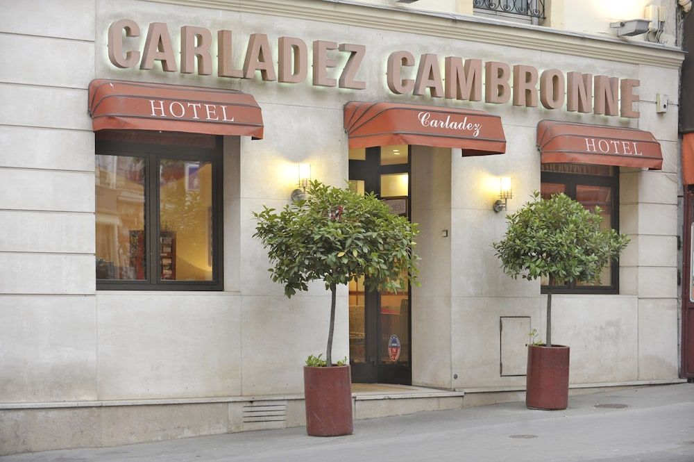 Hotel Carladez Cambronne 3