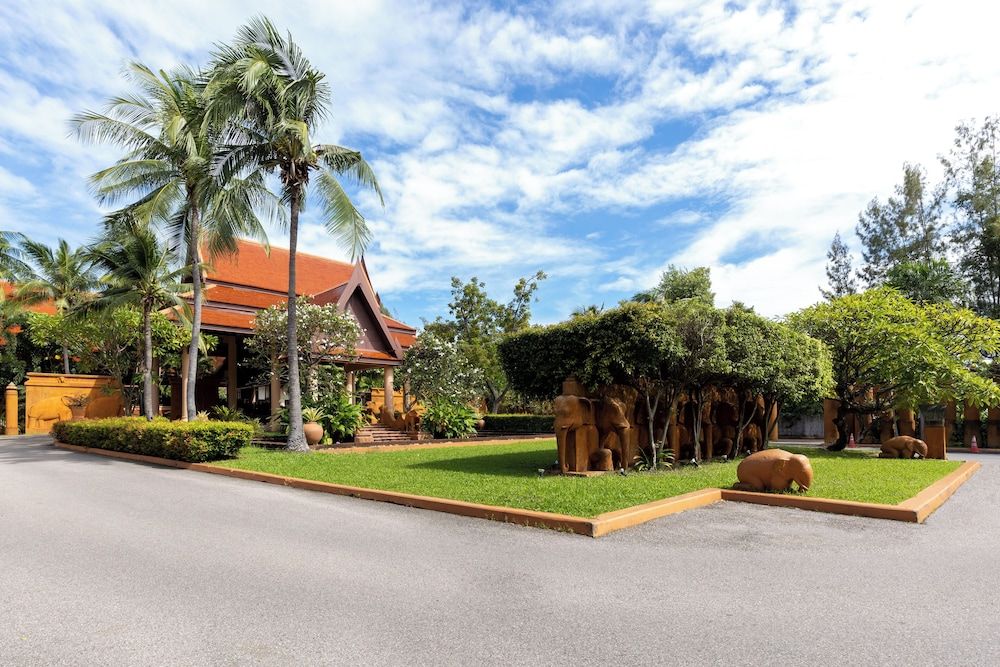 Anantara Hua Hin Resort exterior_detail 2