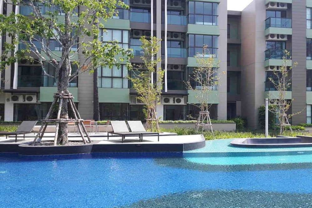 Lumpini Park Beach Cha-Am Seaview A01-207 pool 4