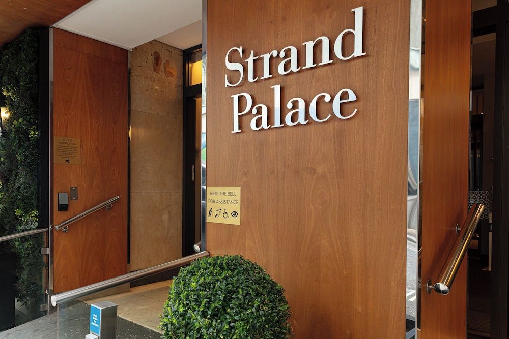 Strand Palace Hotel 2