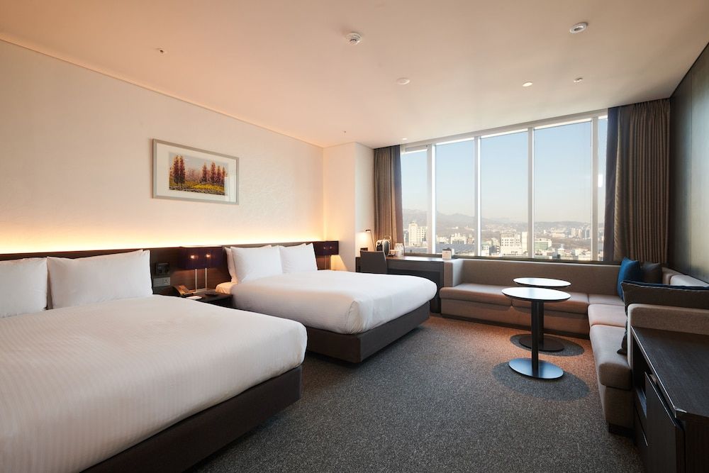 Nine Tree Premier Hotel Myeongdong 2