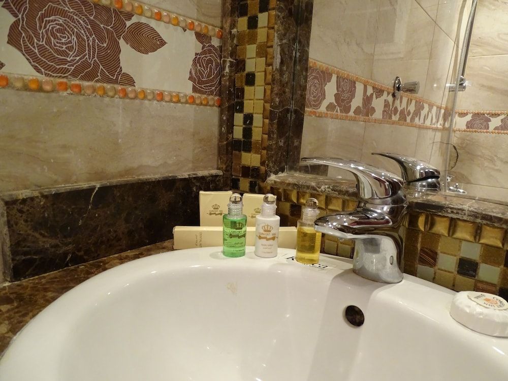 Comfort Inn Al Yarmouk Suite 8