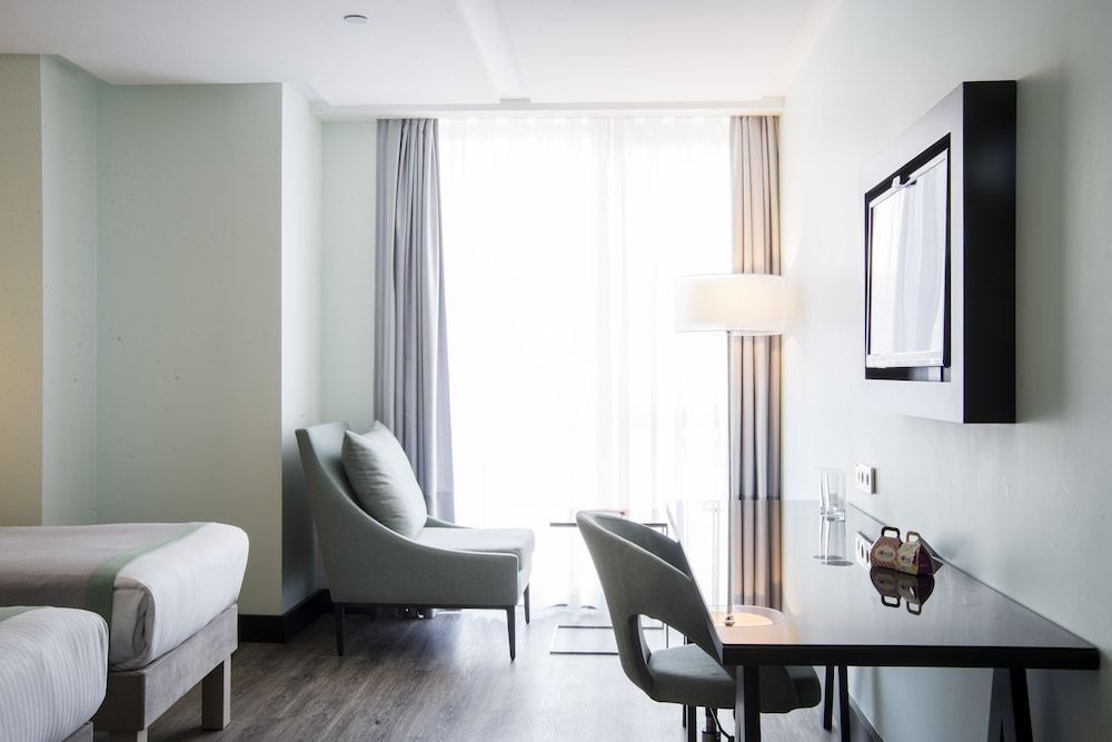 Elysium Styles Taksim Standard Twin Room 5