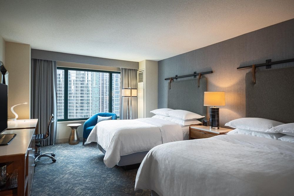 Sheraton Grand Chicago Riverwalk featured 3