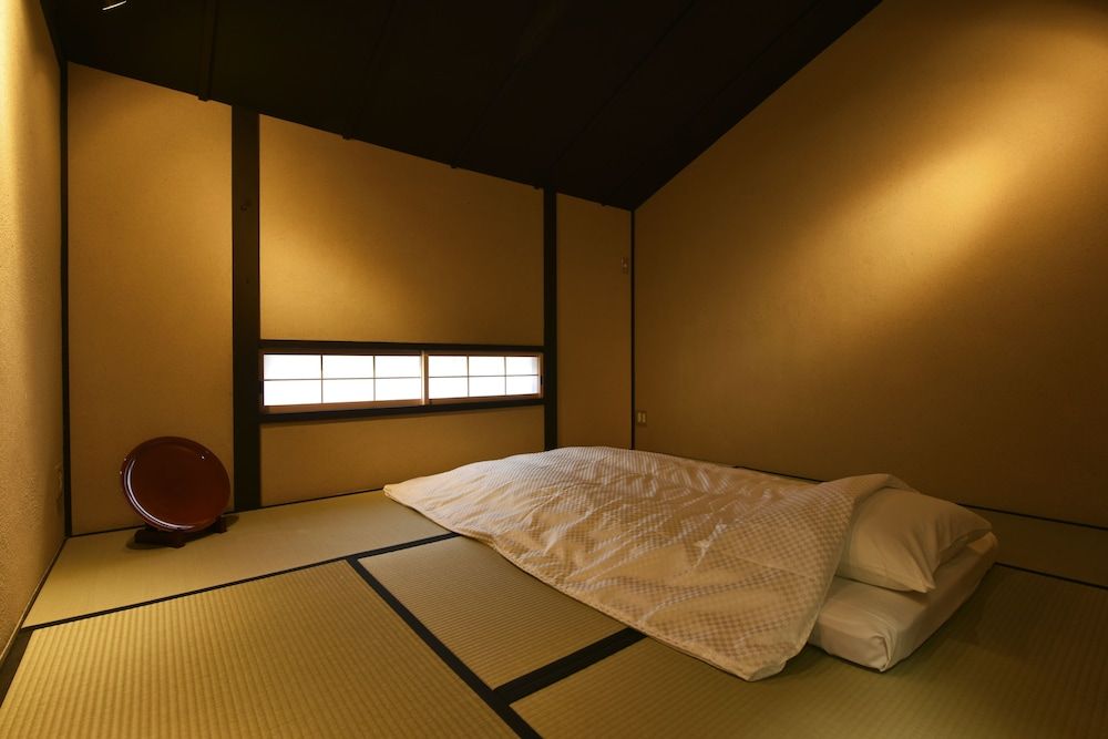 Kuraya Kamigojo-cho room 2