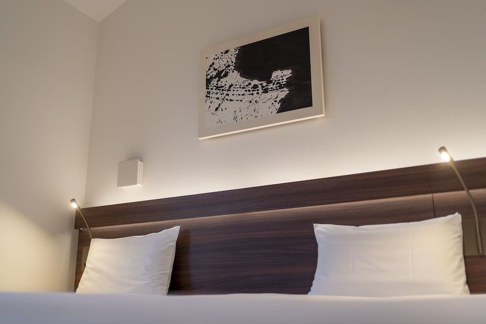 RESI STAY JISCO HOTEL Kyoto Gosho Nishi Twin Room, Non Smoking 5