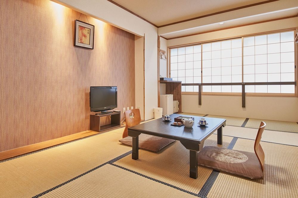 Hifumi Ryokan Japanese-Style Room, Shared Bathroom (7 Tatami Mats)