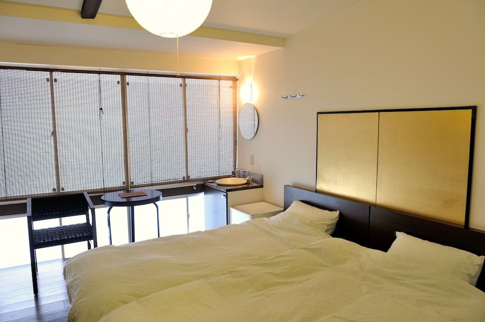 Yadoya Nishijinso Twin Room 2