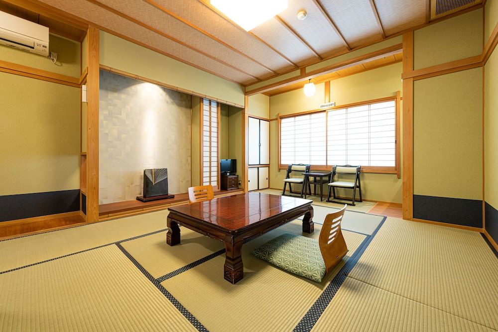 Yamadaya Ryokan featured