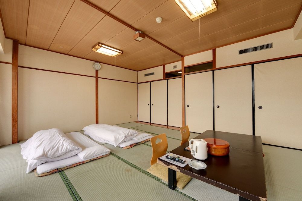 Hotel Omiya Family Room, Private Bathroom 2