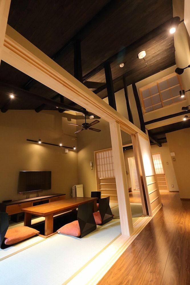 Kyoto Ikken Machiya Satoi Tetsusen Omiya Gojo Japanese Villa 17