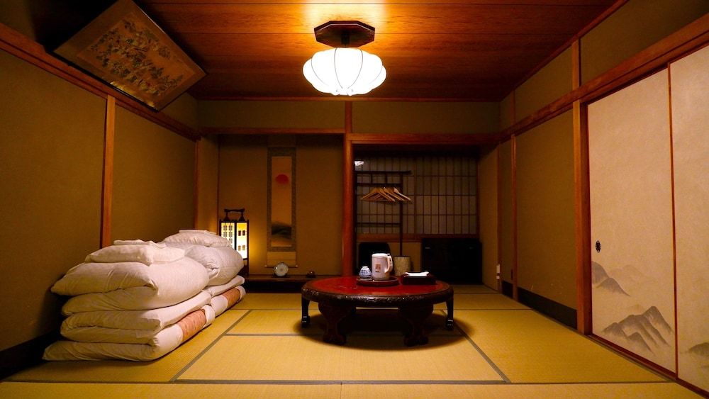 Gion Koh - Hostel Family Room, Private Bathroom and Toilet