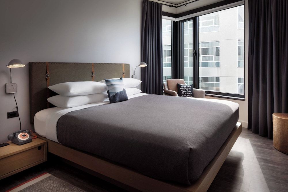 MOXY Seattle Downtown Room, 1 King Bed