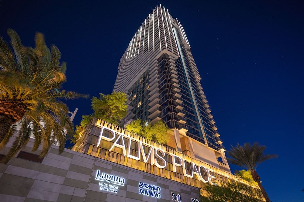 StripViewSuites at Palms Place