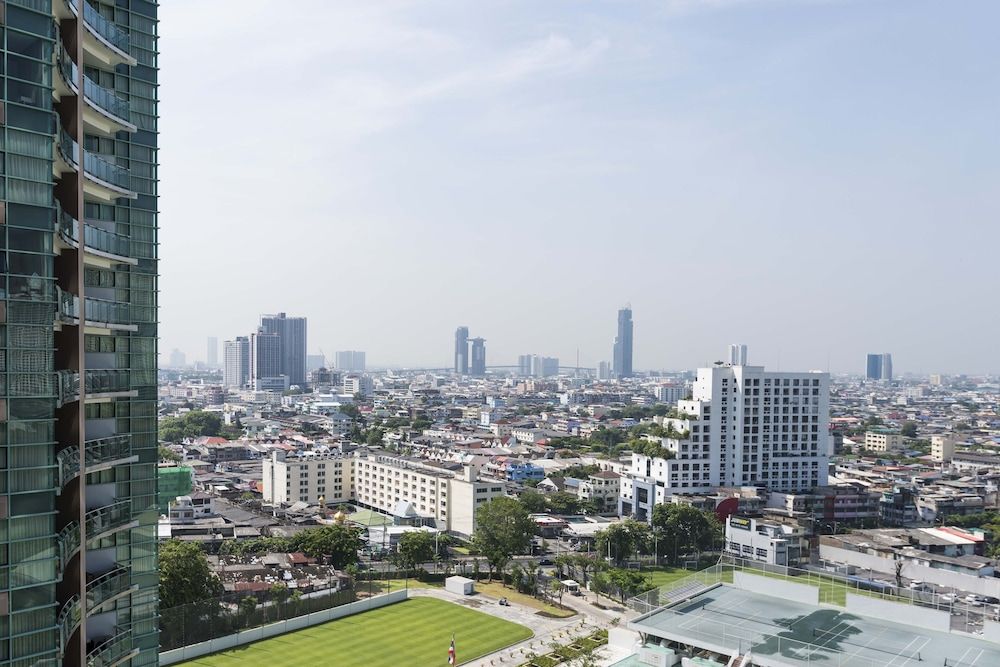 Chatrium Hotel Riverside Bangkok Grand Deluxe Room City View King Bed 16