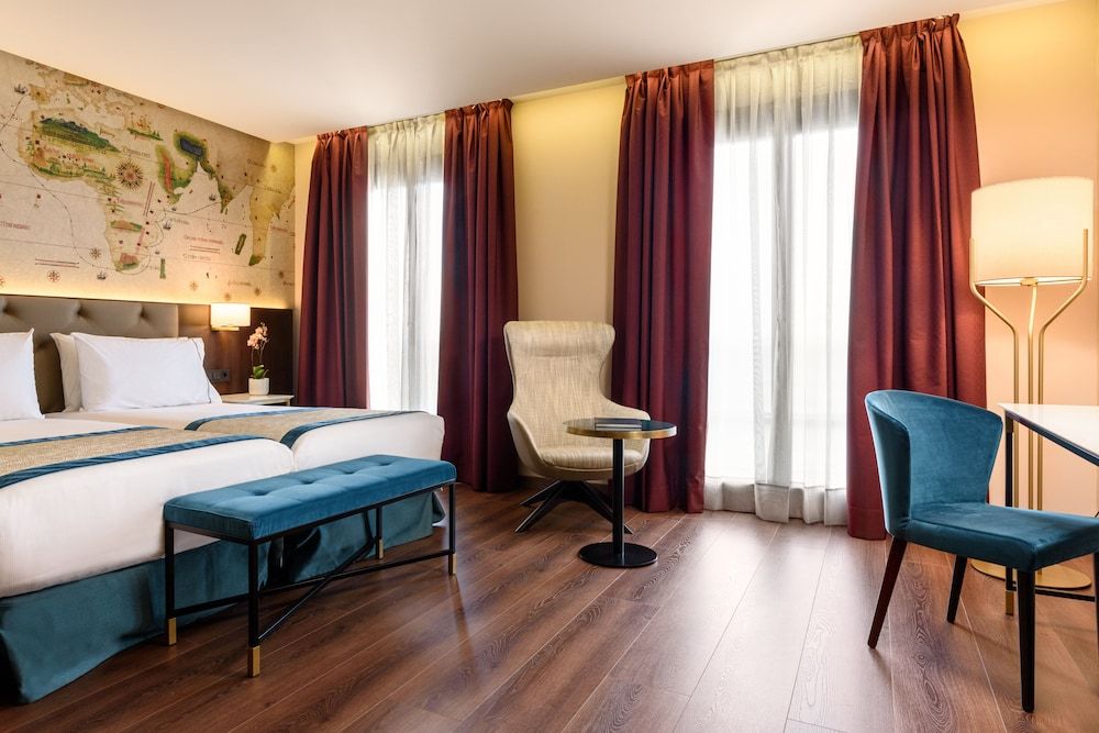 Aurea Museum by Eurostars Hotel Company Deluxe Double Room 4